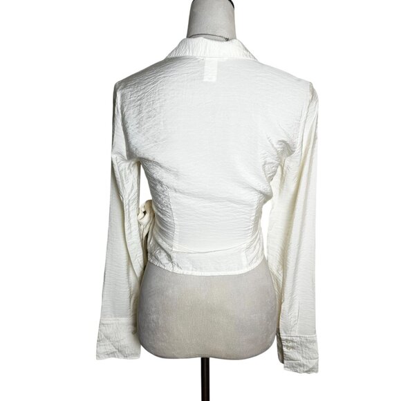 H&M Ivory Crinkle Textured Dressy Wrap Blouse XS | Clean Classy Minimalist Chic - Picture 3 of 8